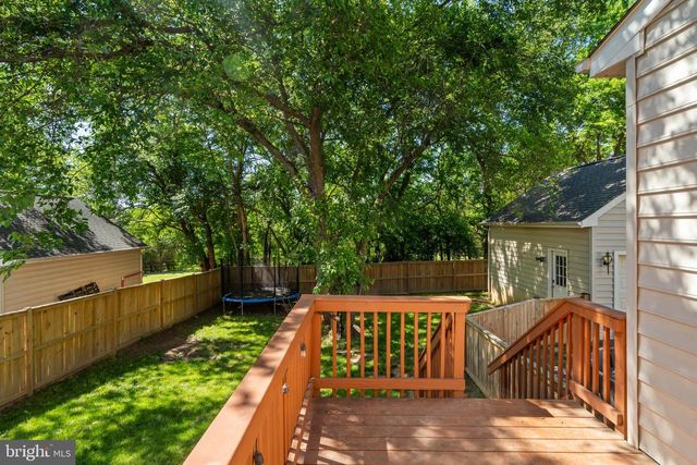 14 COOPER RUN ST, Lovettsville, VA 20180