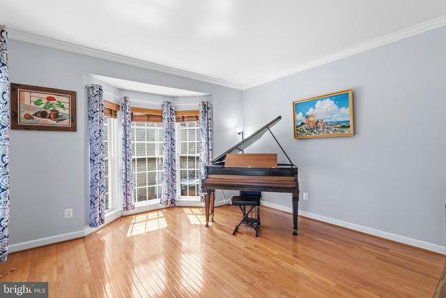 14 COOPER RUN ST, Lovettsville, VA 20180