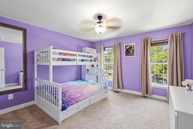 14 COOPER RUN ST, Lovettsville, VA 20180