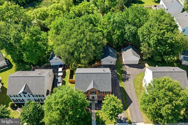 14 COOPER RUN ST, Lovettsville, VA 20180