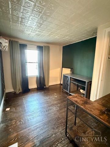 1714 Waltham Avenue, North College Hill, OH 45239