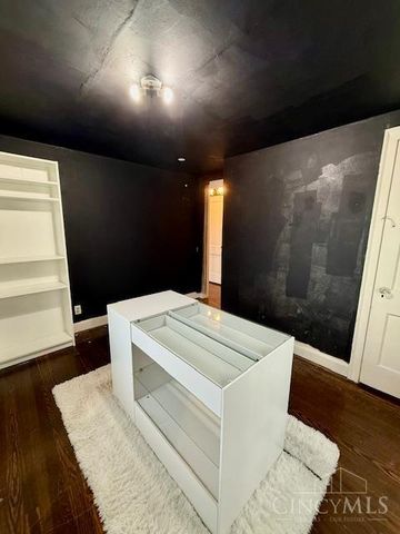 1714 Waltham Avenue, North College Hill, OH 45239