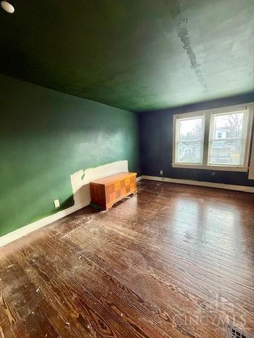 1714 Waltham Avenue, North College Hill, OH 45239