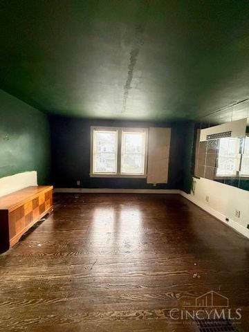 1714 Waltham Avenue, North College Hill, OH 45239