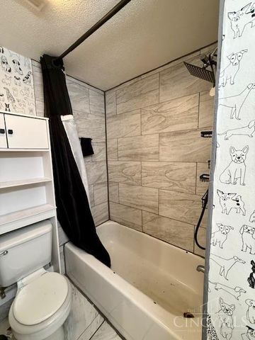 1714 Waltham Avenue, North College Hill, OH 45239