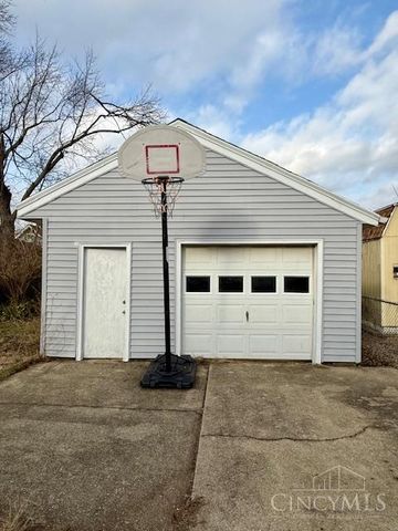 1714 Waltham Avenue, North College Hill, OH 45239