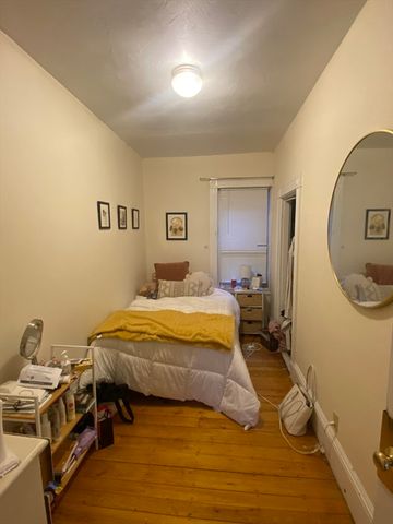 111 H Street 1, Boston, MA 02127