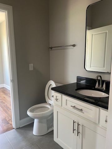 766 Awalt Dr, Winchester, TN 37398