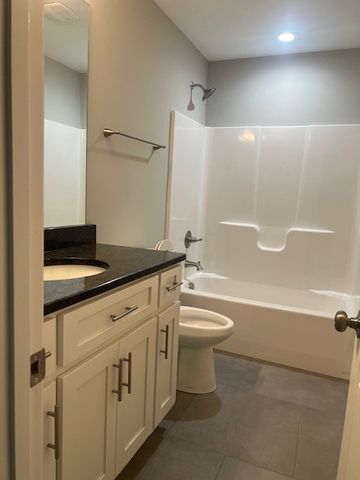 766 Awalt Dr, Winchester, TN 37398