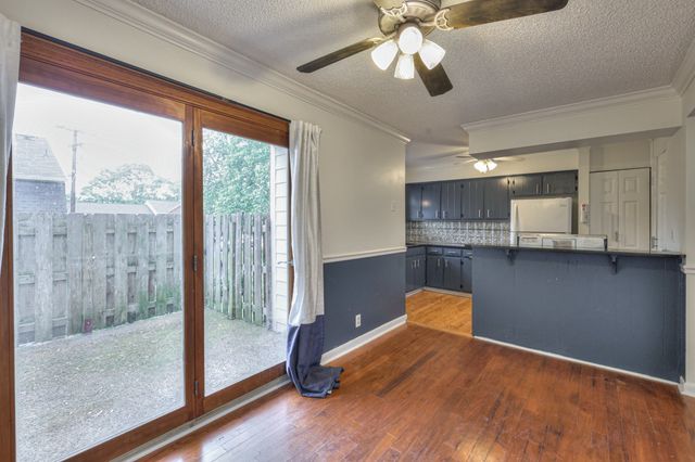 5510 Country Dr Apt 64, Nashville, TN 37211