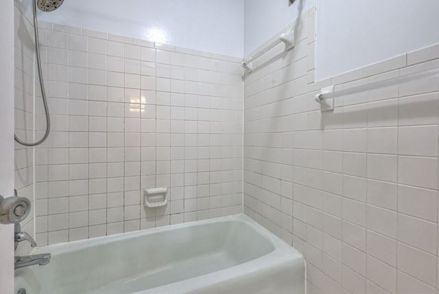 5510 Country Dr Apt 64, Nashville, TN 37211