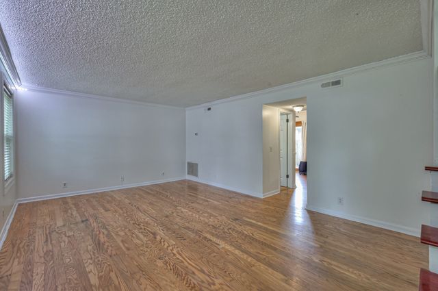 5510 Country Dr Apt 64, Nashville, TN 37211