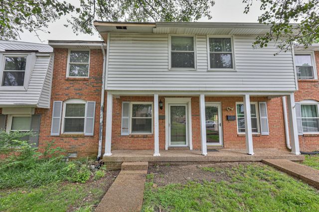 5510 Country Dr Apt 64, Nashville, TN 37211