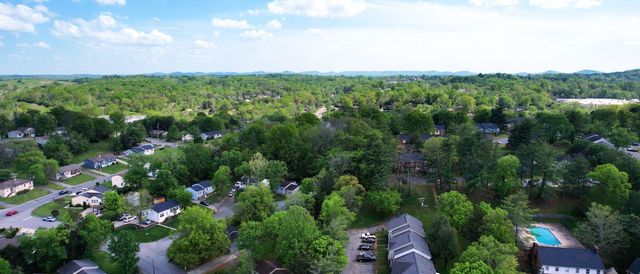 5510 Country Dr Apt 64, Nashville, TN 37211