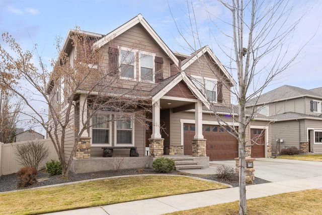 17710 E Daystar Rd, Greenacres, WA 99016