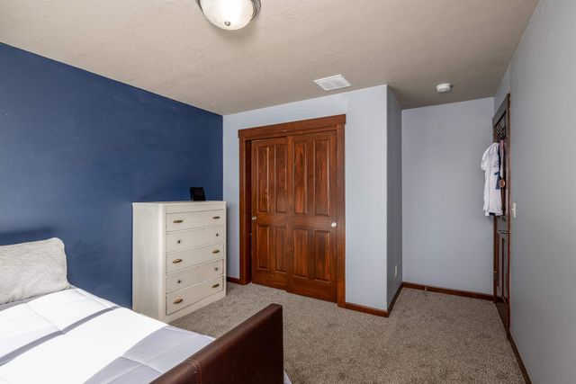 17710 E Daystar Rd, Greenacres, WA 99016