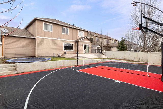 17710 E Daystar Rd, Greenacres, WA 99016