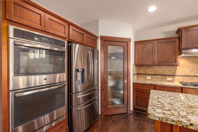 17710 E Daystar Rd, Greenacres, WA 99016