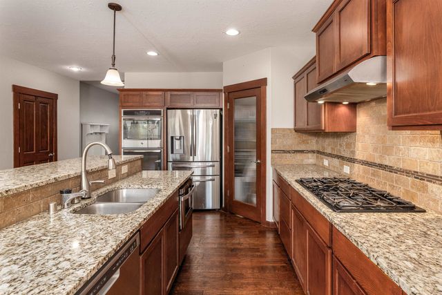 17710 E Daystar Rd, Greenacres, WA 99016