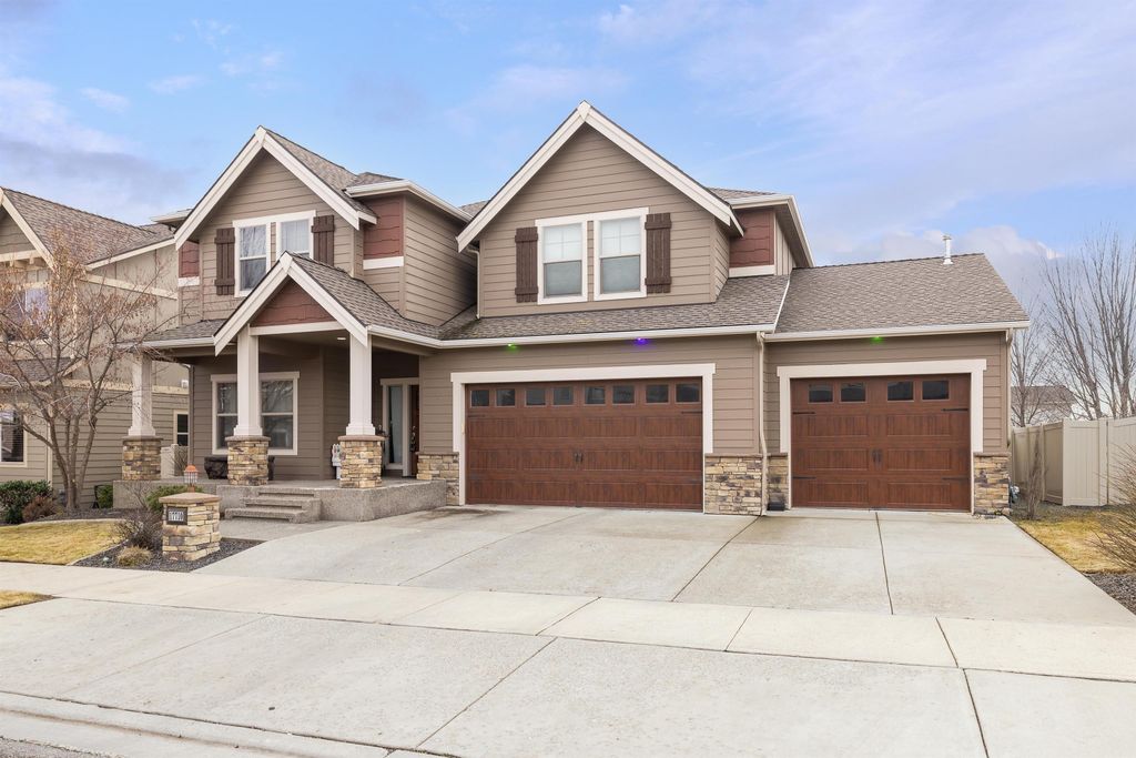 17710 E Daystar Rd, Greenacres, WA 99016