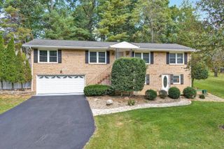 230 Keswick Farm RD, Troutville, VA 24175