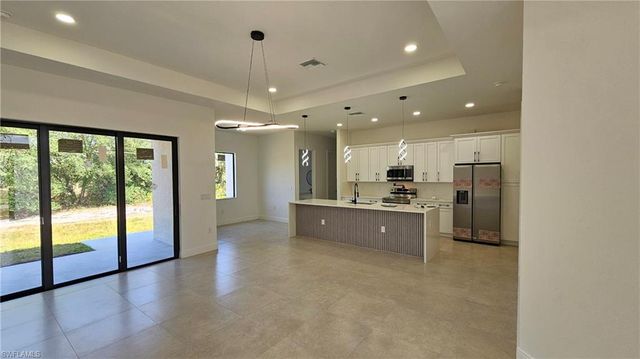 812 Hibiscus AVE, Lehigh Acres, FL 33972