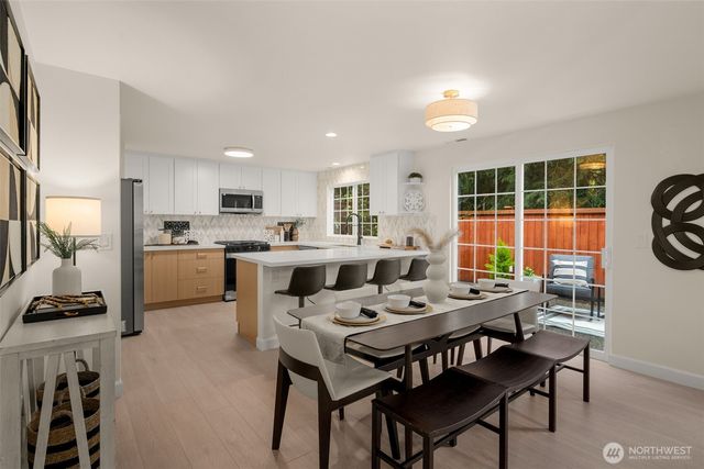 26407 103rd Avenue SE, Kent, WA 98030