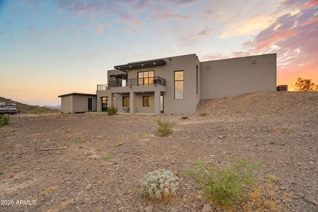235 W ROCK VIEW Road, Phoenix, AZ 85085