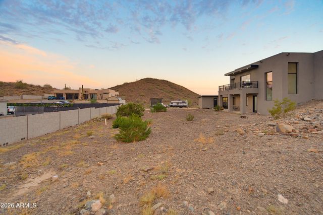 235 W ROCK VIEW Road, Phoenix, AZ 85085