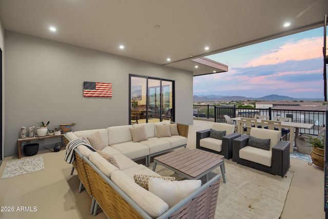 235 W ROCK VIEW Road, Phoenix, AZ 85085