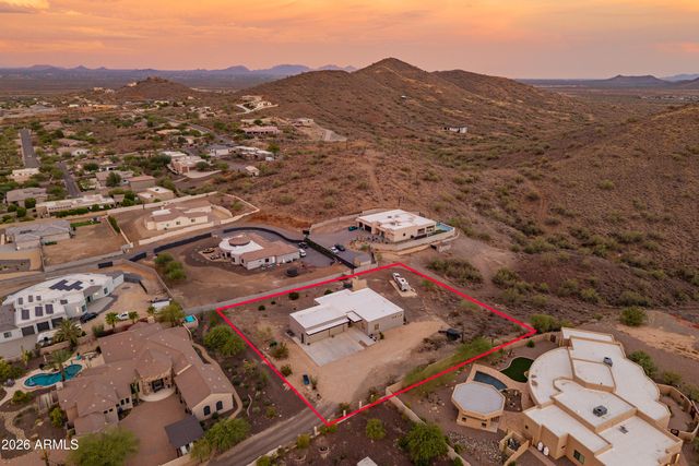 235 W ROCK VIEW Road, Phoenix, AZ 85085