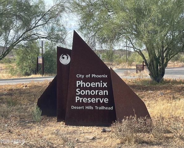 235 W ROCK VIEW Road, Phoenix, AZ 85085