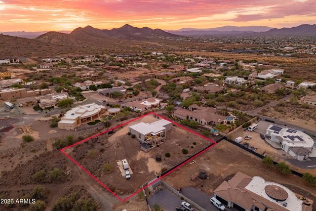 235 W ROCK VIEW Road, Phoenix, AZ 85085