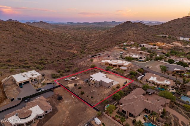 235 W ROCK VIEW Road, Phoenix, AZ 85085