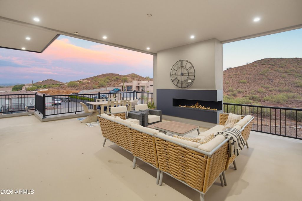 235 W ROCK VIEW Road, Phoenix, AZ 85085 — photo 5