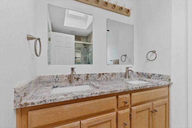 6715 Tierra Luna Court NW, Albuquerque, NM 87120