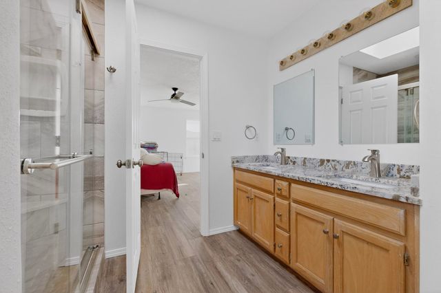 6715 Tierra Luna Court NW, Albuquerque, NM 87120