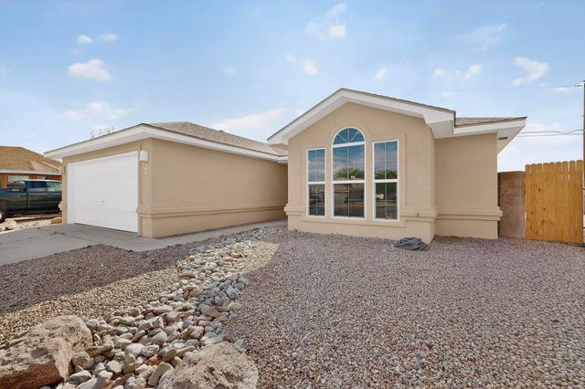6715 Tierra Luna Court NW, Albuquerque, NM 87120