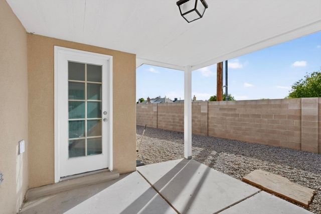 6715 Tierra Luna Court NW, Albuquerque, NM 87120