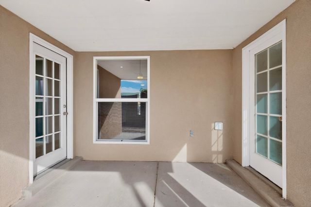 6715 Tierra Luna Court NW, Albuquerque, NM 87120