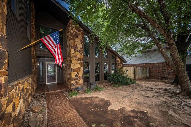 2012 Yellowstone Drive, Yukon, OK 73099