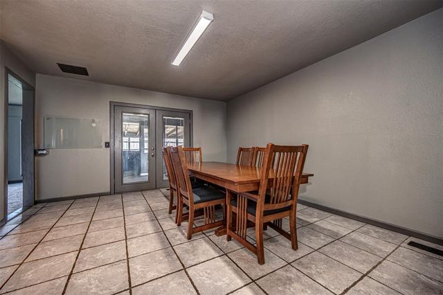 2012 Yellowstone Drive, Yukon, OK 73099