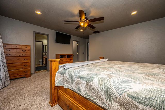 2012 Yellowstone Drive, Yukon, OK 73099