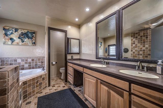 2012 Yellowstone Drive, Yukon, OK 73099