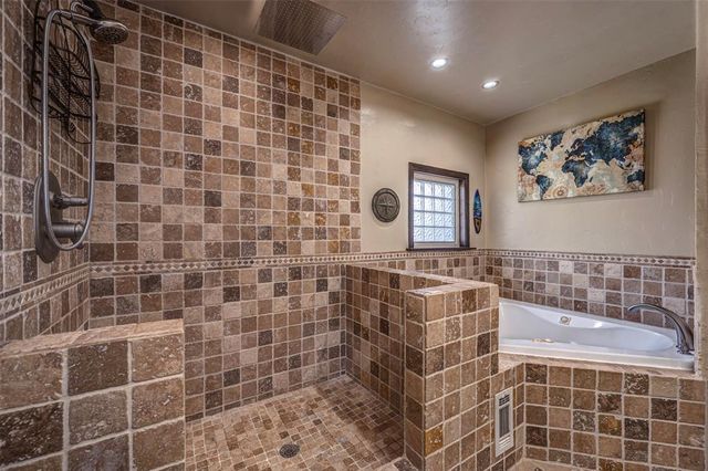 2012 Yellowstone Drive, Yukon, OK 73099