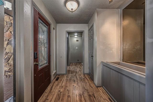 2012 Yellowstone Drive, Yukon, OK 73099