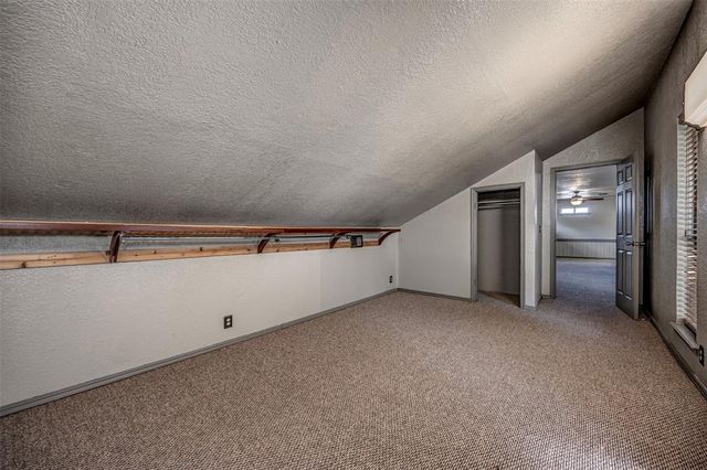 2012 Yellowstone Drive, Yukon, OK 73099