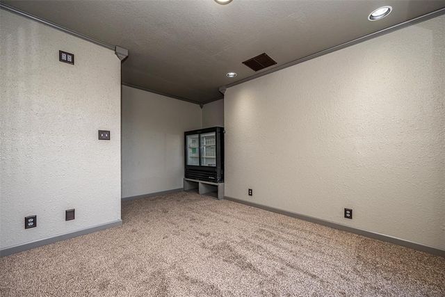 2012 Yellowstone Drive, Yukon, OK 73099