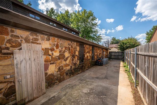 2012 Yellowstone Drive, Yukon, OK 73099