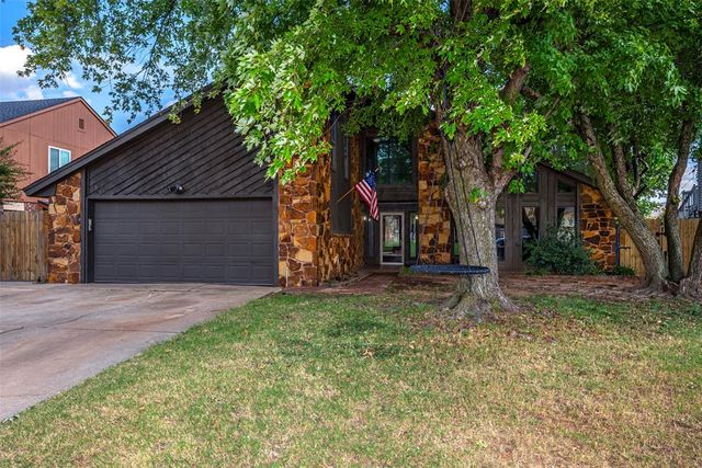 2012 Yellowstone Drive, Yukon, OK 73099